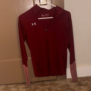 Women’s XS Under Armour Burgundy Quarter-Zip Pullover
